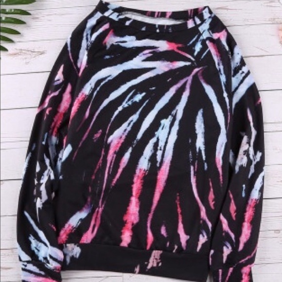 TYE DYE SOFT LONG SLEEVE PULLOVER TOP, BLACK MULTI - Picture 7 of 8